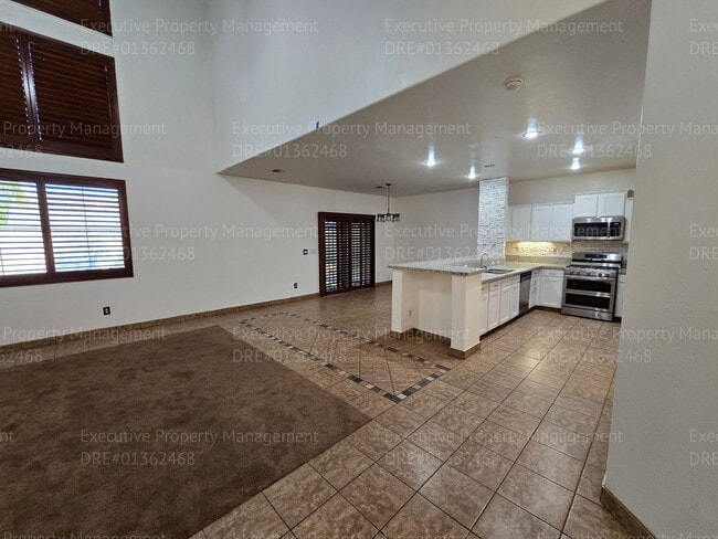 Foto del edificio - 3 bedroom/ 2.5 bathroom 2 story home.