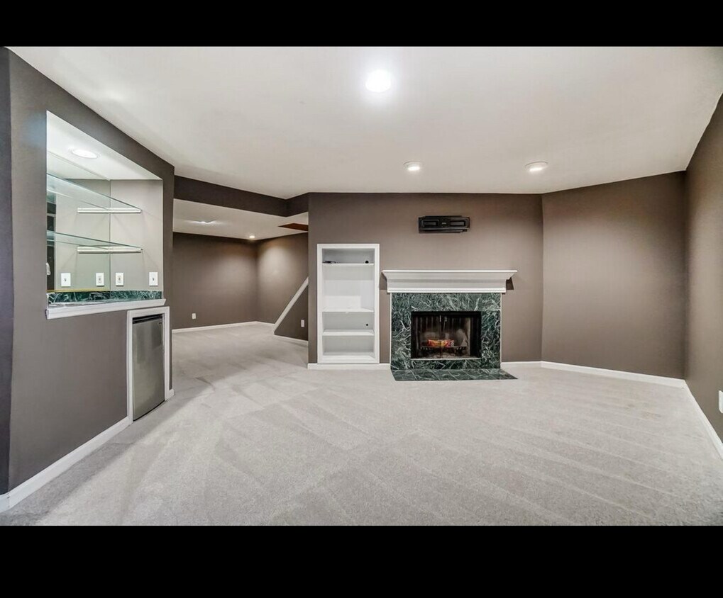 Primary Photo - 7606 Weatherly Ct