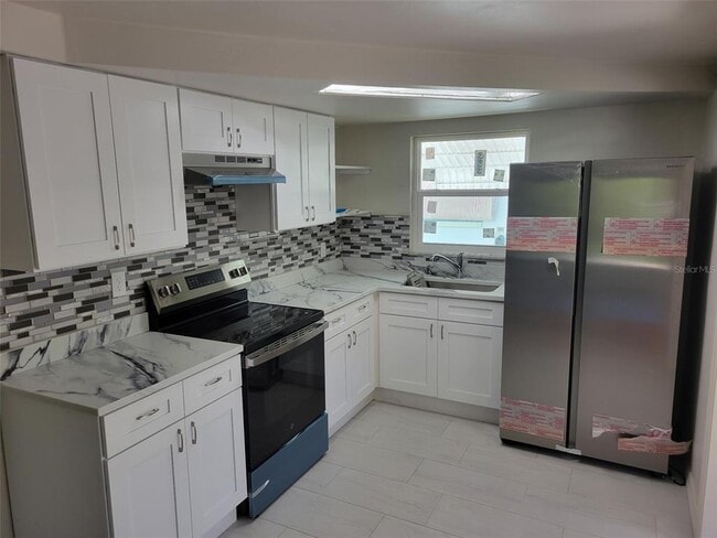 Building Photo - 3433 Atlantis Dr