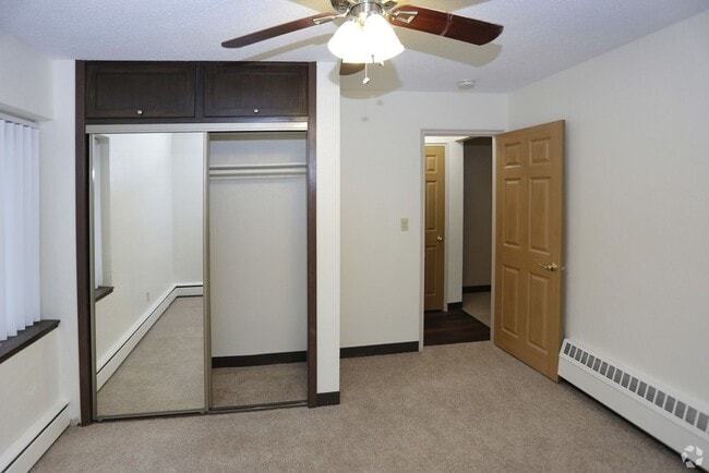 Interior Photo - AVID Uptown