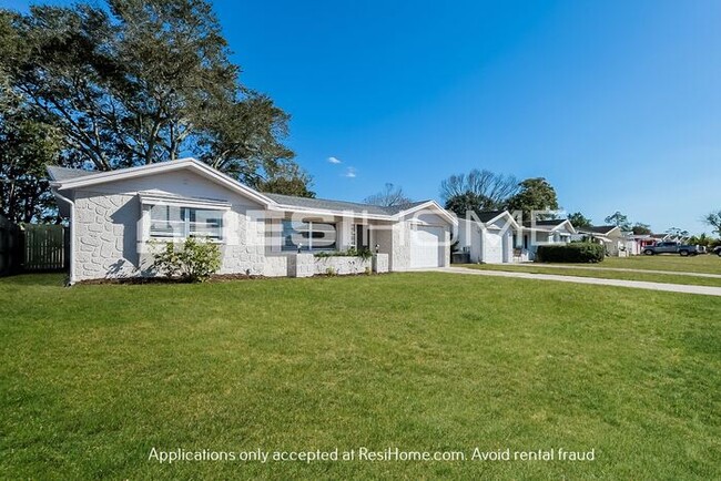 Building Photo - 10836 Bridleton Rd