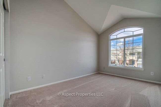 Bedroom 2 - 8403 Stonybridge Circle