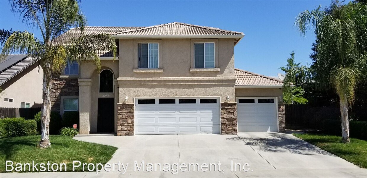 4 br, 2.5 bath House 2048 E. Levin House Rental in Tulare, CA