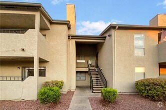 Building Photo - 3749 Carlyle Dr