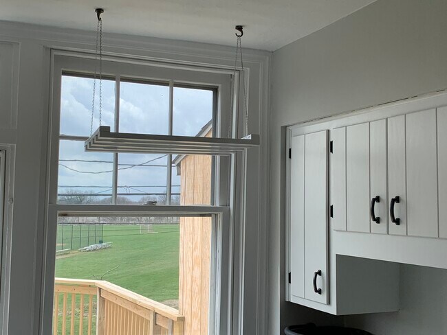 Foto del edificio - 656 Dayton Rd