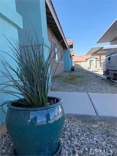 Building Photo - 73466 El Paseo Dr