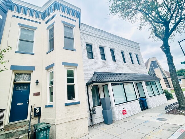 Building Photo - 1805 9th St NW