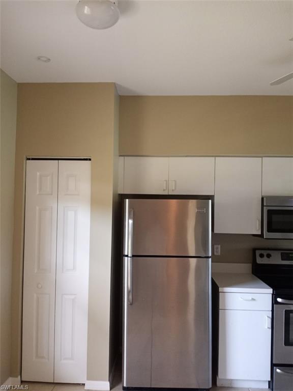 Building Photo - 3250 Cypress Glen Way