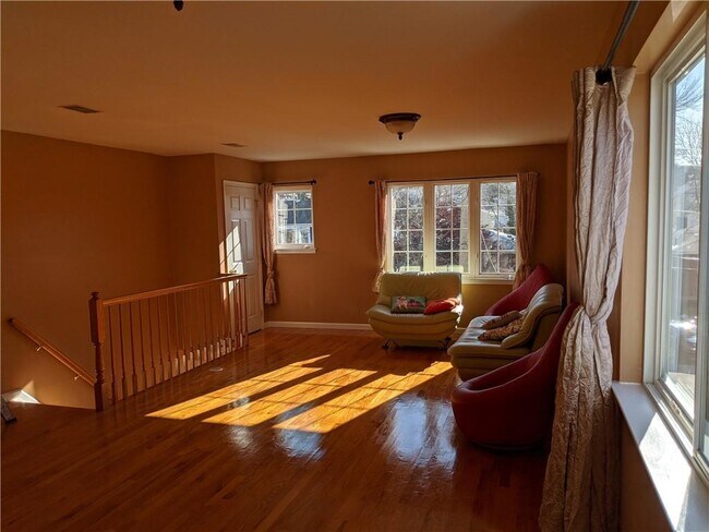 Foto del edificio - 57 Tillman St