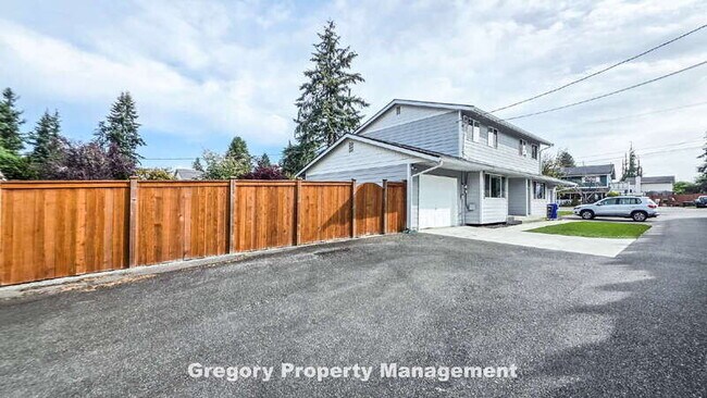 Foto del edificio - 5830 East Dr