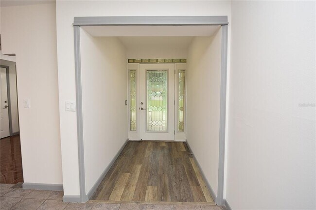 Building Photo - 89 Farragut Dr