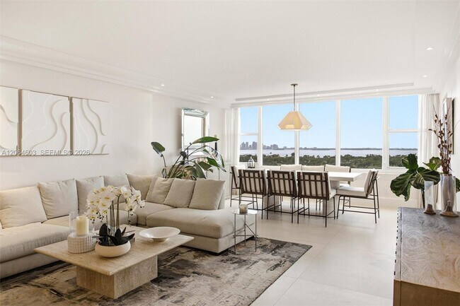 Building Photo - 5600 Collins Ave