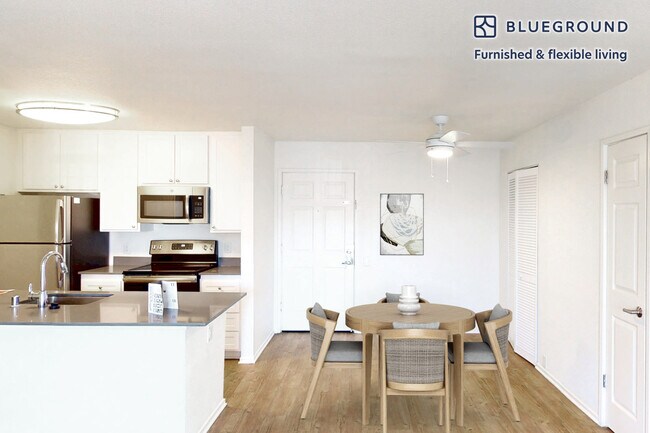 Foto del edificio - 333 1st St