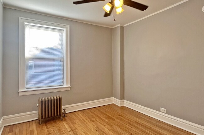 Foto del edificio - 326-334 S. Austin Blvd.