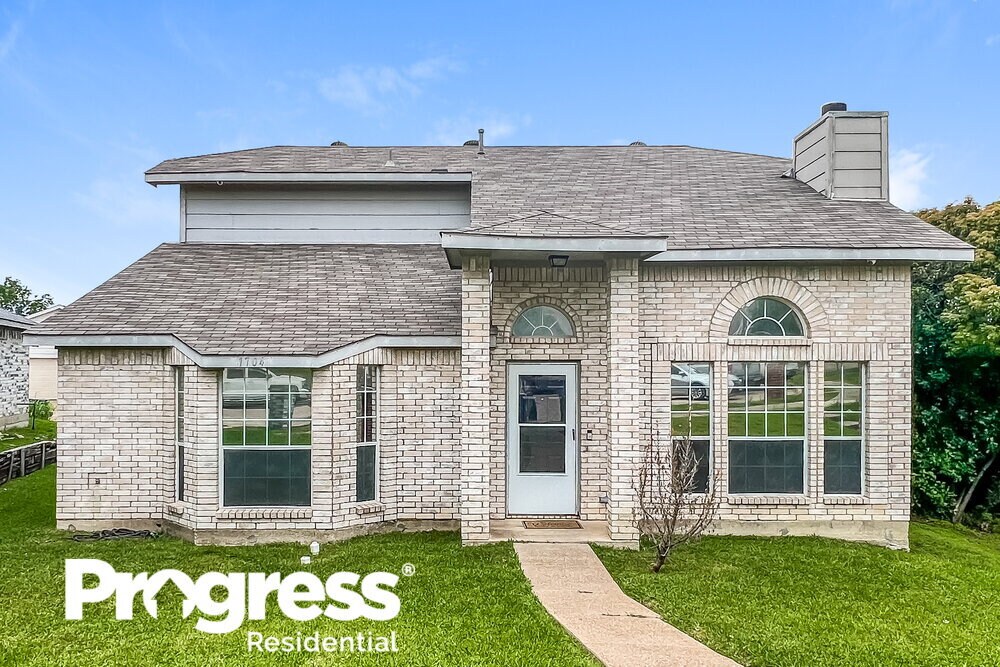 1704 Hillside Dr, Balch Springs, TX 75180 House Rental in Balch