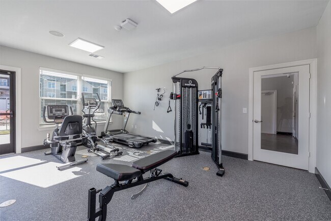 Foto del edificio - 823 N Ardenwood Dr