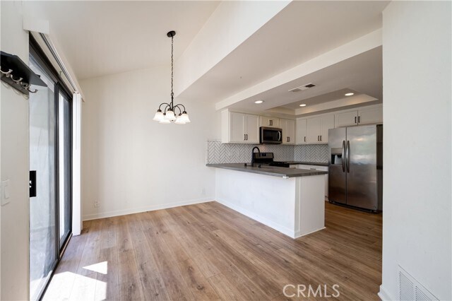 Foto del edificio - 25 Clover Ln