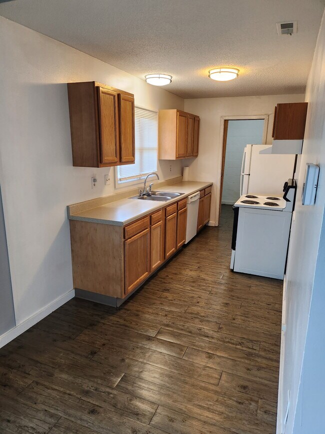 Foto del edificio - 4120 Acres Dr