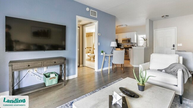 Building Photo - 3695 Island Club Dr