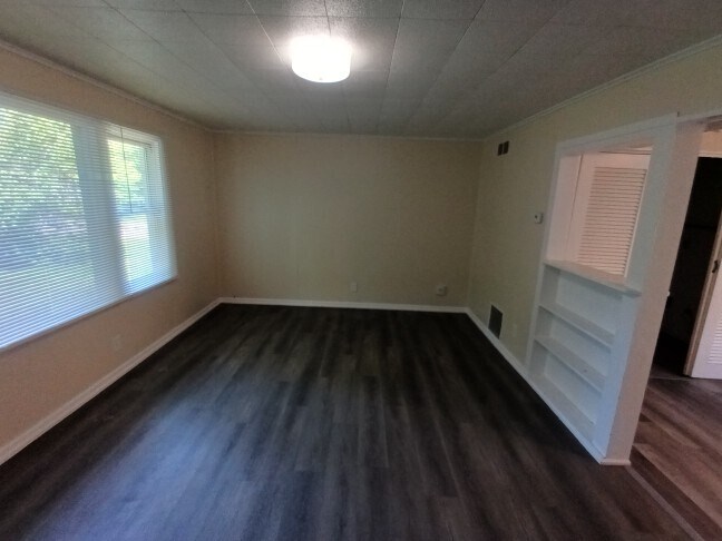 Foto del edificio - 2265 Delton Ct