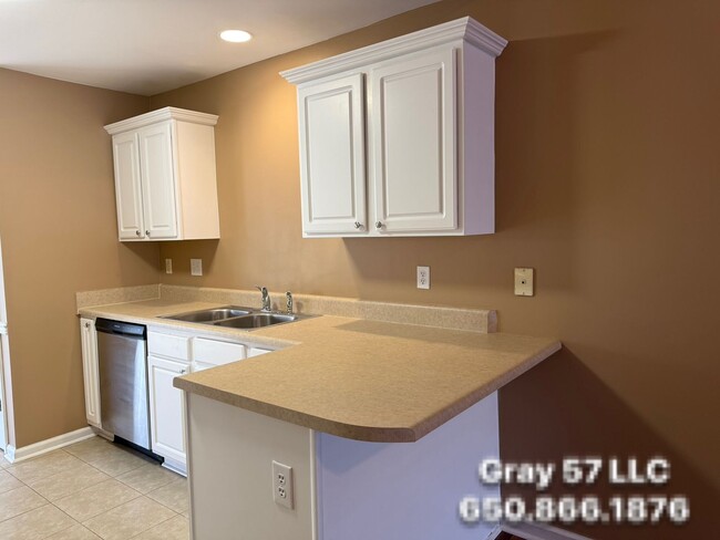 Foto del edificio - Two bed, Two Bath Townhome in Helena