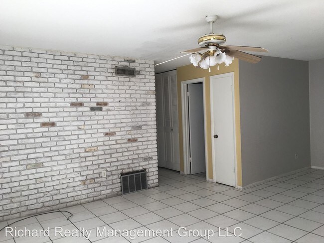 Foto del edificio - 3 br, 2 bath House - 6330 Spanish Oak Dr