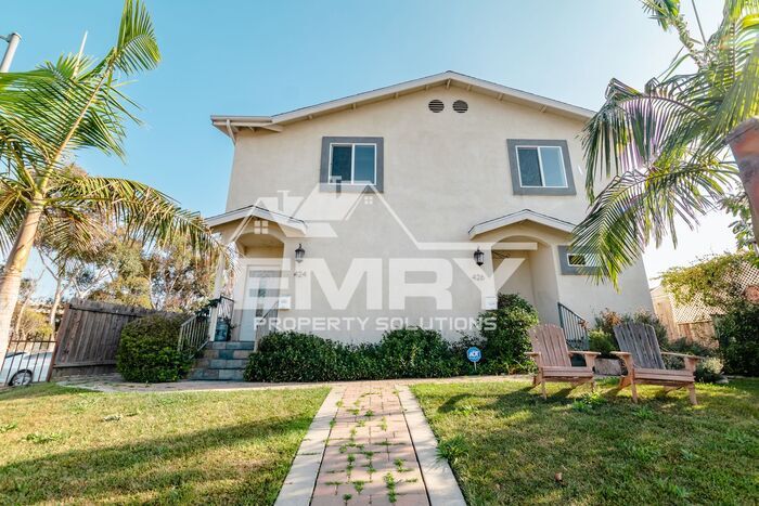 Primary Photo - Stunning 4 Bedroom 2 Bathroom Home in LA 9...