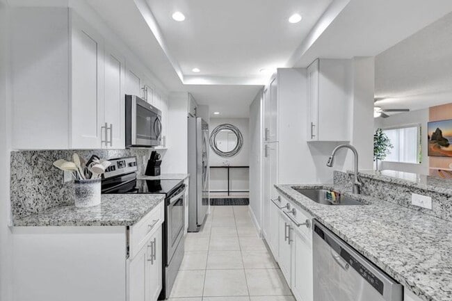 Photo - 12641 Westhampton Cir House