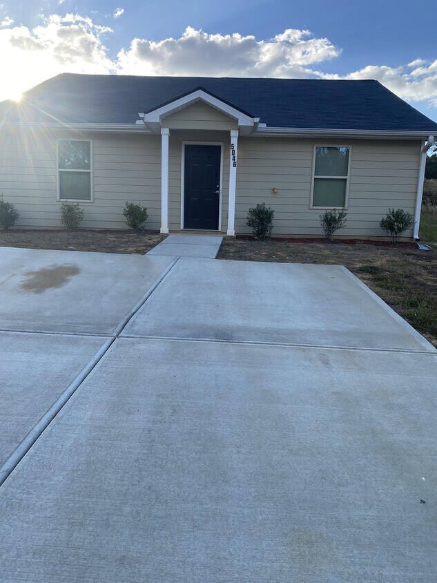 5046 Shirley Ct, Macon, GA 31210 House Rental in Macon, GA