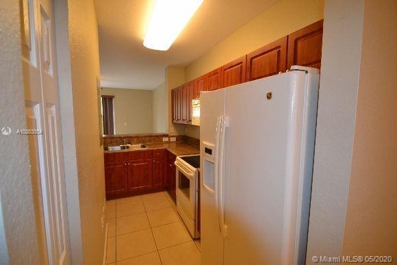 Foto del edificio - 9239 SW 227th St