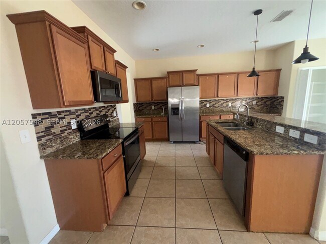 Foto del edificio - 2579 Carrickton Cir