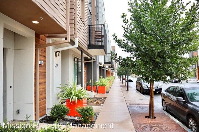 Foto del edificio - 4 br, 4.5 bath House - 39165 Declaration St
