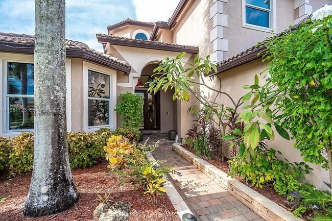 Building Photo - 3182 SW 189th Ave