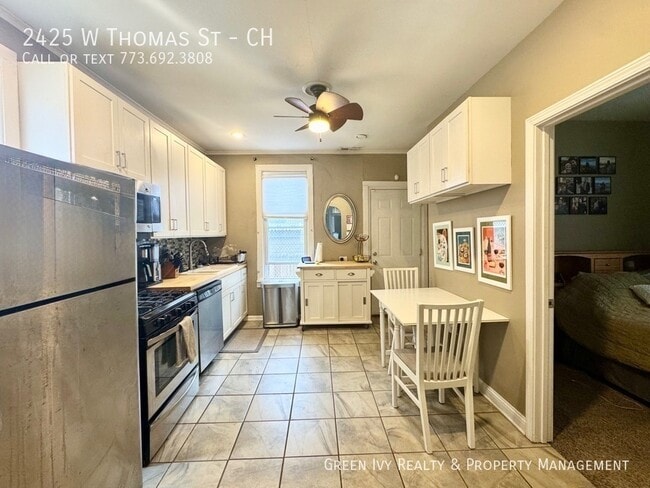 Photo - 2425 W Thomas St Apartment