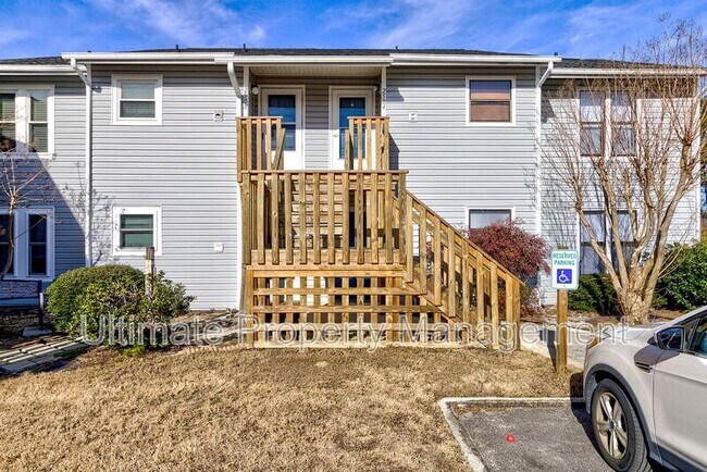 Building Photo - 2504 Flint Dr