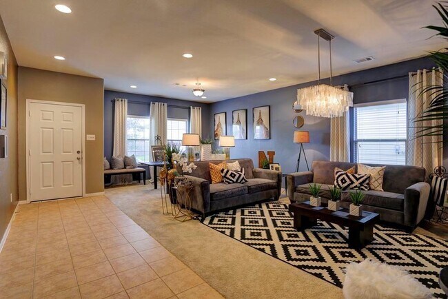 Building Photo - 21427 Slate Crossing Ln