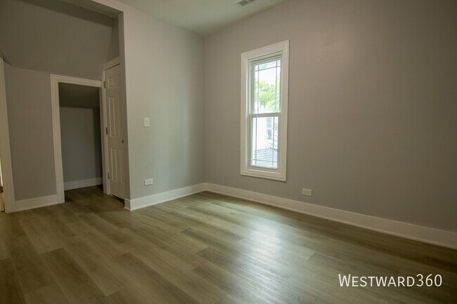 Foto del edificio - 7527 S Stewart Ave