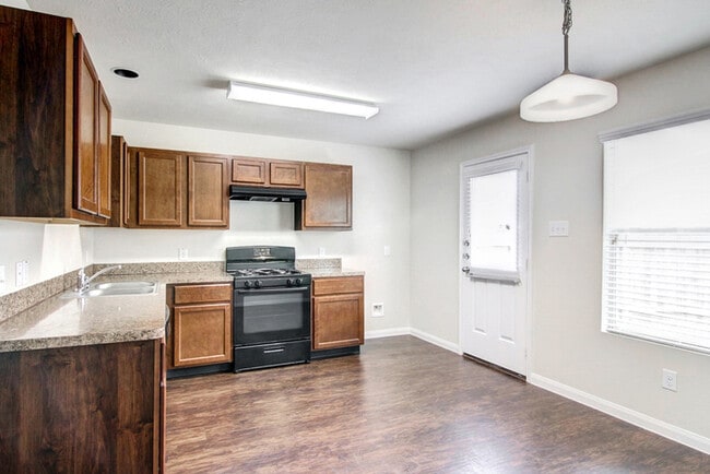 Building Photo - 5719 Post Oak Manor Dr