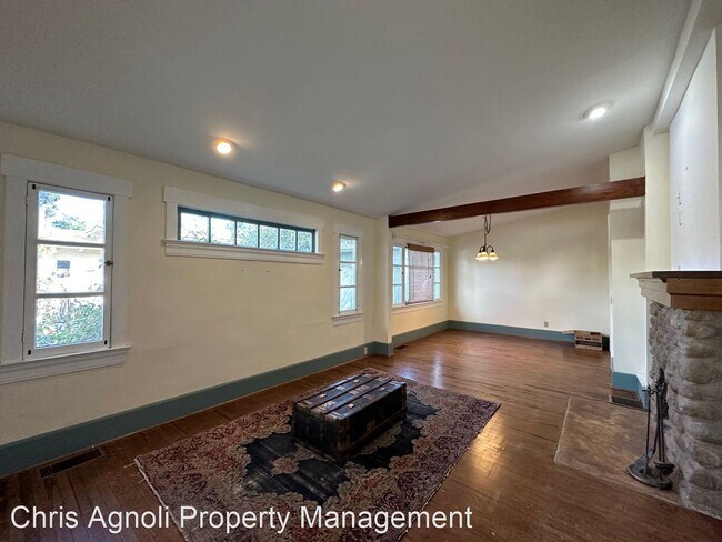 Building Photo - 3 br, 2 bath House - 1307 N Salsipuedes St