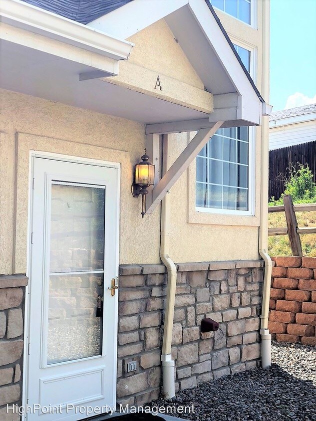 Foto principal - 2137 Coronado Pkwy N