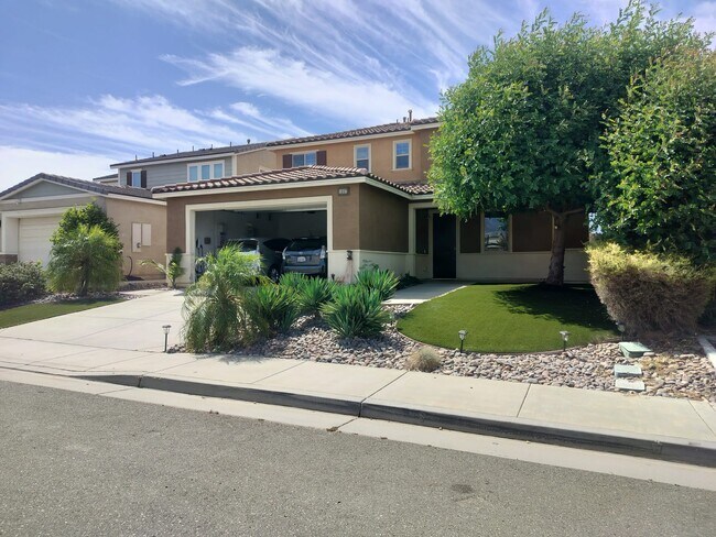 Foto del edificio - 1357 Bannock St