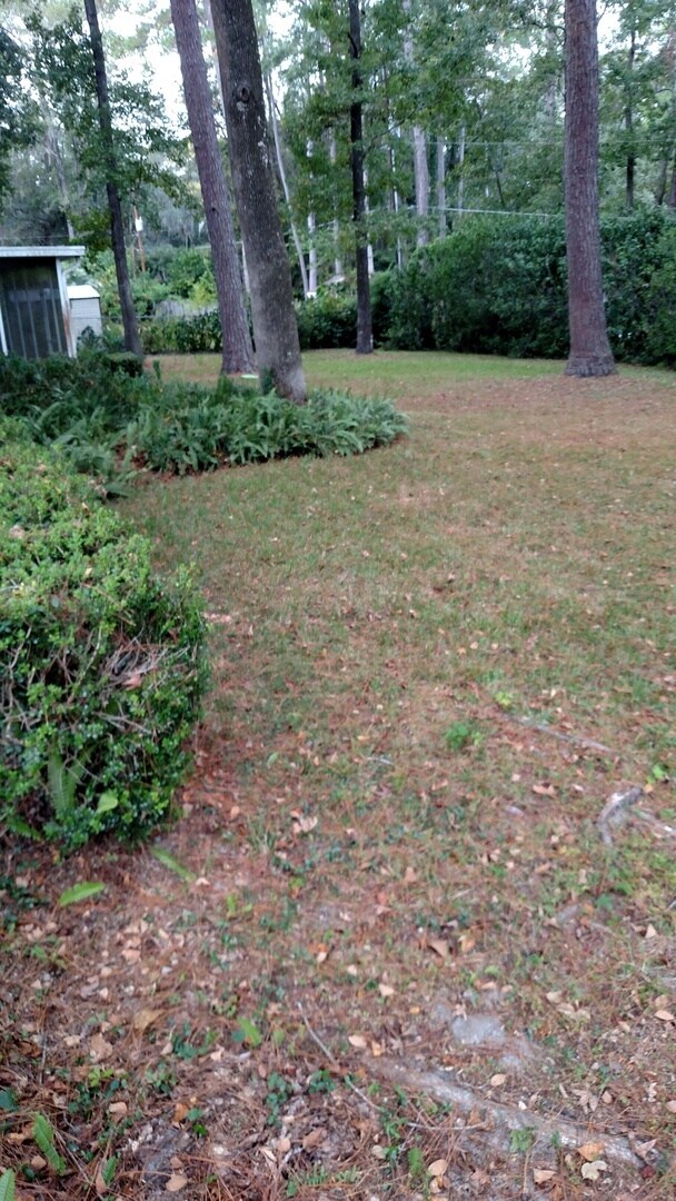 Building Photo - Beautiful 4/2.5 home in quiet neighborhood