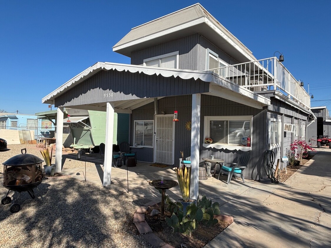 Primary Photo - 9550 Avenue F