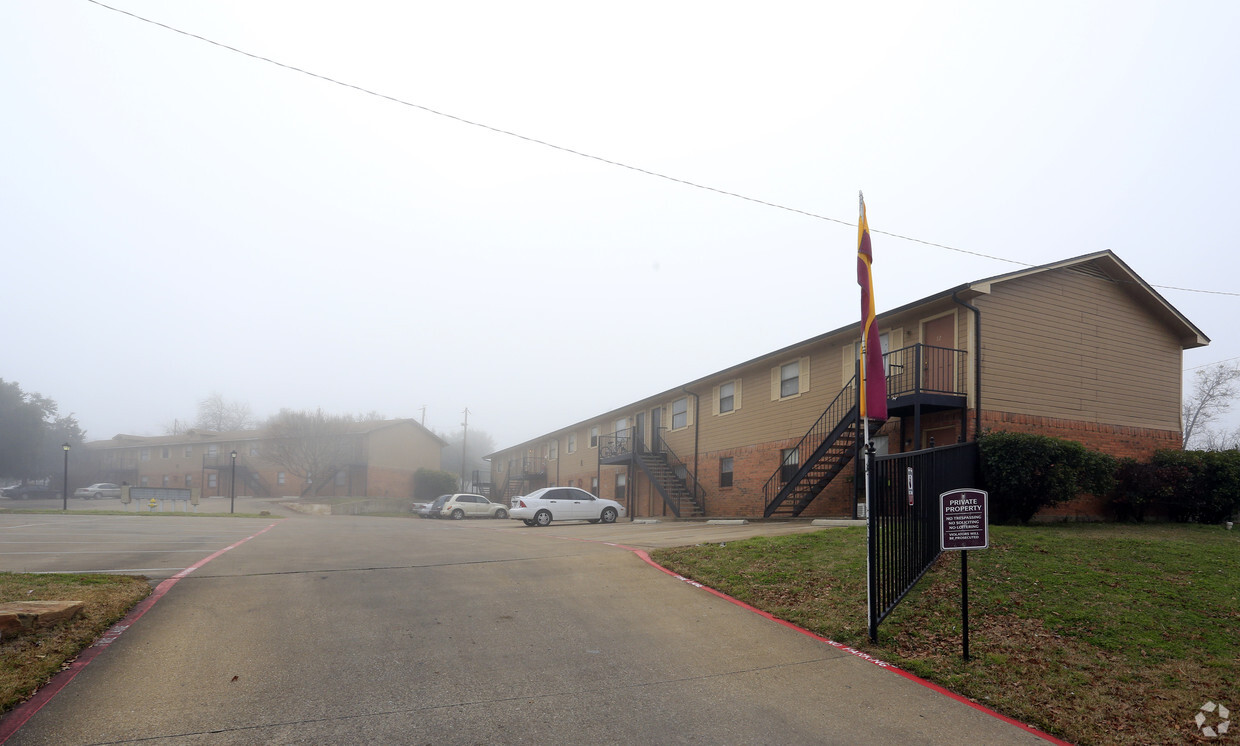 Building Photo - Windtree Apartments