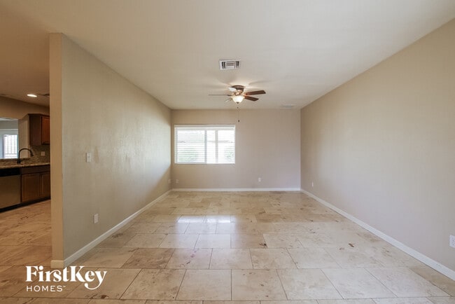 Building Photo - 4134 E Campo Bello Dr