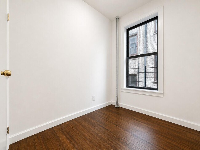 Foto del edificio - 529 W 151st St