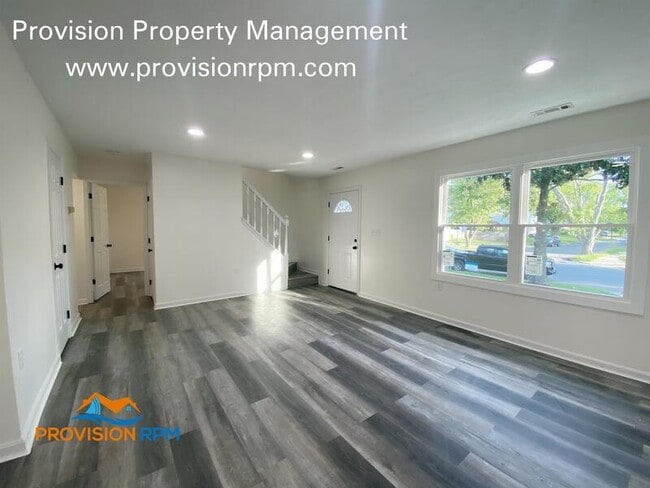 Building Photo - 1647 Cananaro Dr