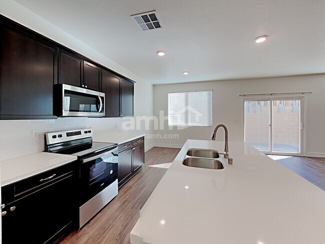 Foto del edificio - 6026 Schmidt St