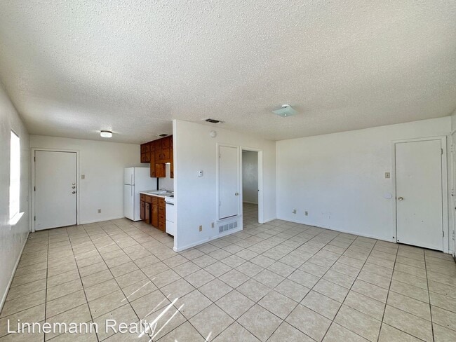 Building Photo - 1 br, 1 bath House - 1313 W STAN SCHLUETER LP