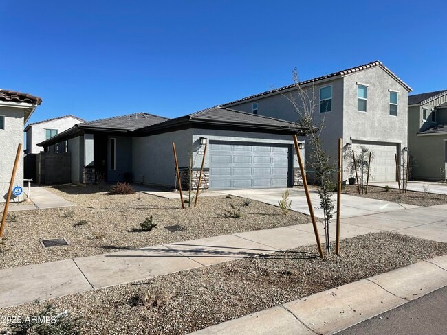 Building Photo - 17376 W Paraiso Ln